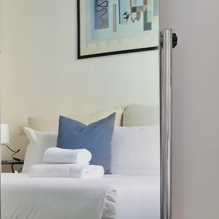 Apartment Just Urban - Bright And Functional - Corso Genova *