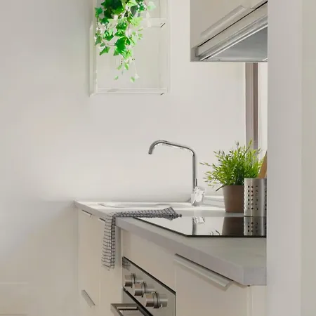 Just Urban - Bright And Functional - Corso Genova Apartment Milan