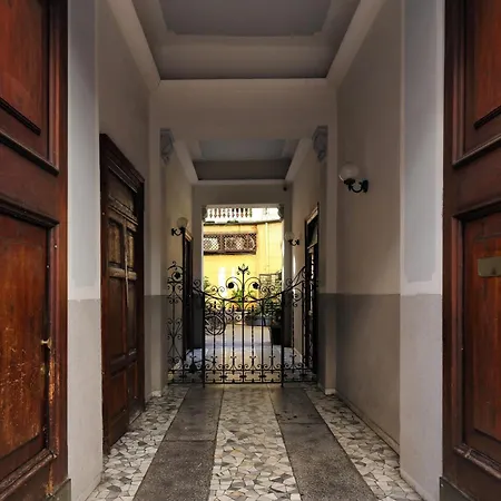 Just Urban - Bright And Functional - Corso Genova Apartment