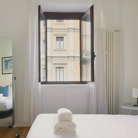 Just Urban - Bright And Functional - Corso Genova * Milan