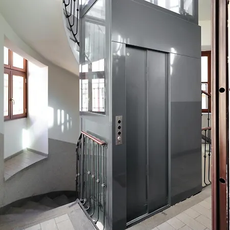 Just Urban - Bright And Functional - Corso Genova Apartment Milan