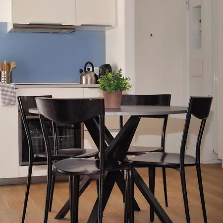 Just Urban - Bright And Functional - Corso Genova Apartment *
