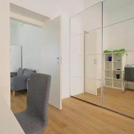 Just Urban - Bright And Functional - Corso Genova Apartment *