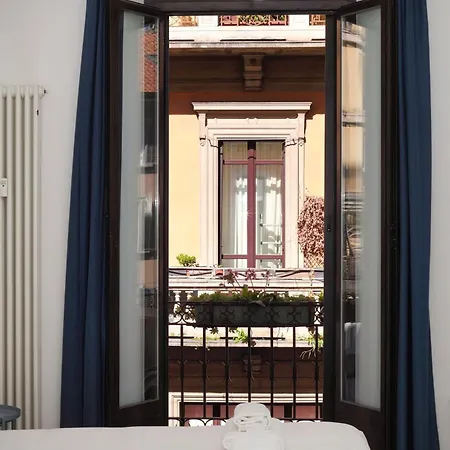 Just Urban - Bright And Functional - Corso Genova Milan